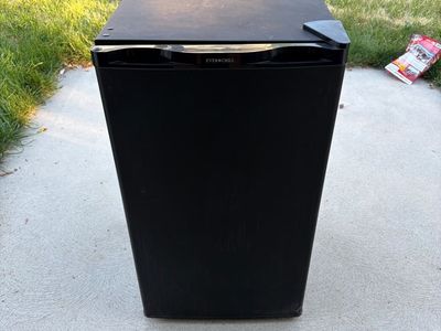 Ever Chill Mini Fridge BC-90-NF — 3.2 Cu Ft, Black