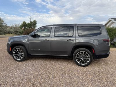 2022 Jeep Wagoneer Series III Carbide