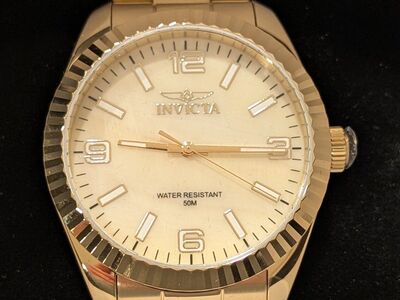 NIB Men's INVICTA Watch (Model 50127)