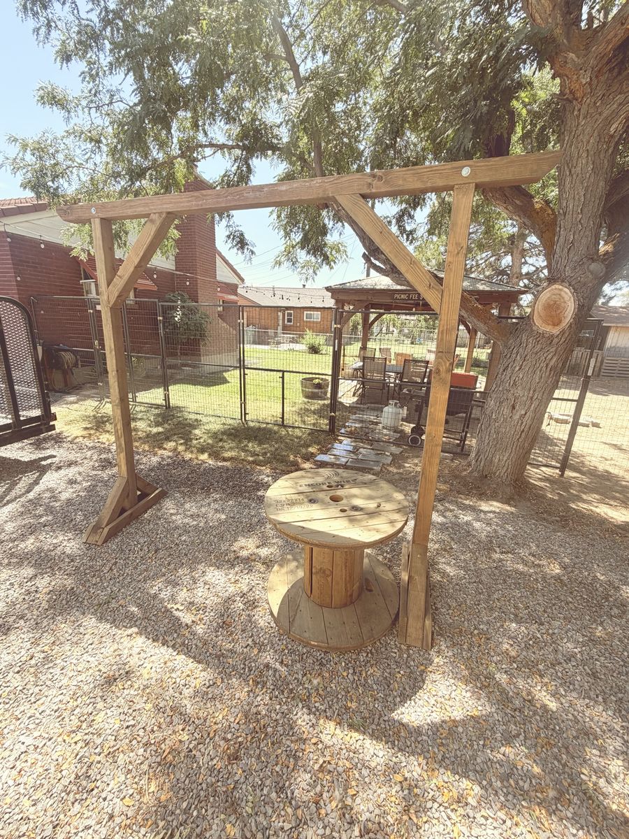 Wooden Arch for Wedding with Wire Reel