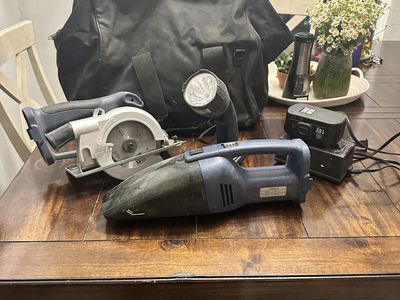 3 pack of tools with bag