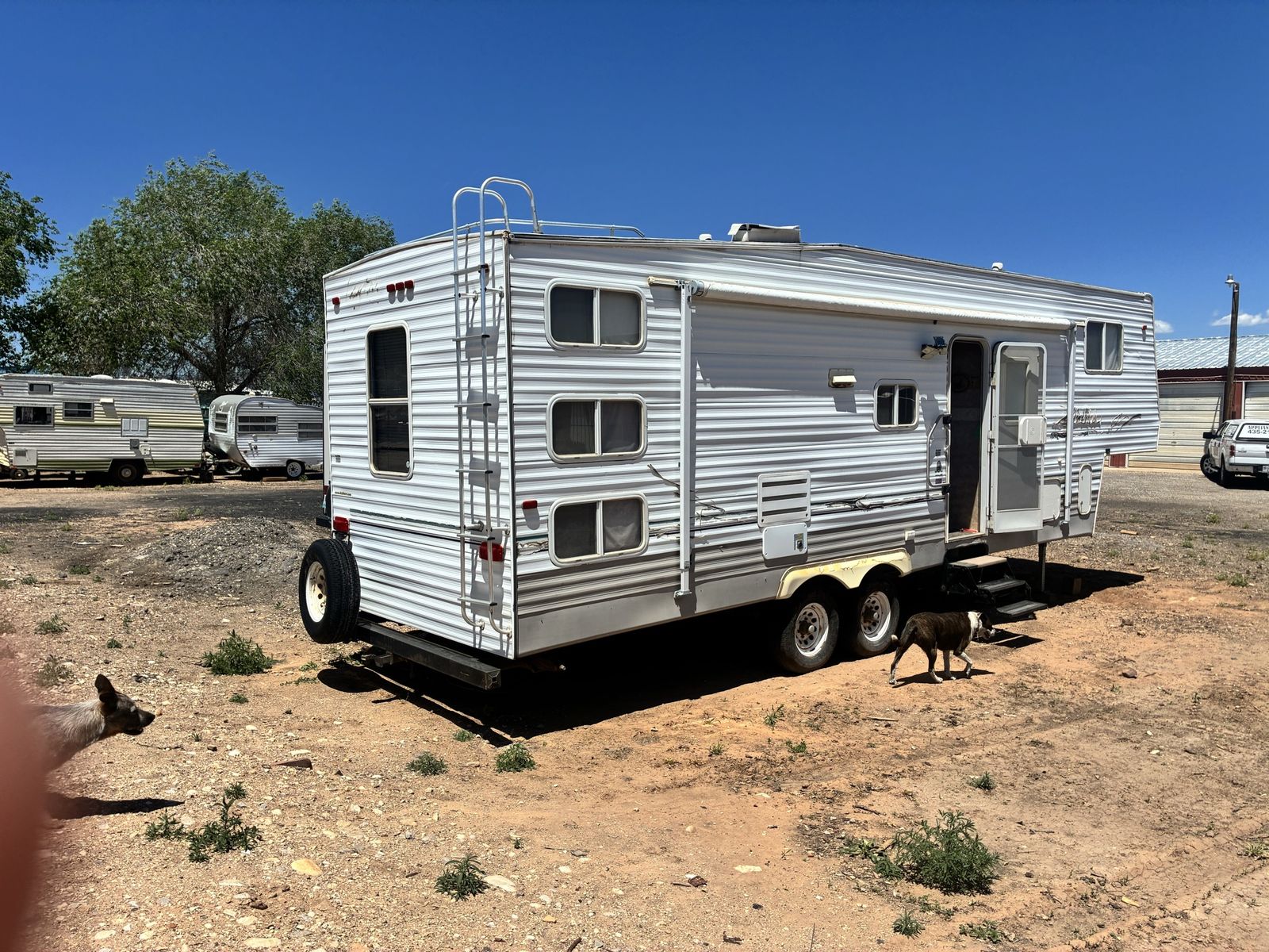 Camper