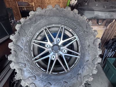 Maxxis Carnivore 31x10.00R by 15 ATV UTV Tires with Vision Wheels - Set of 4