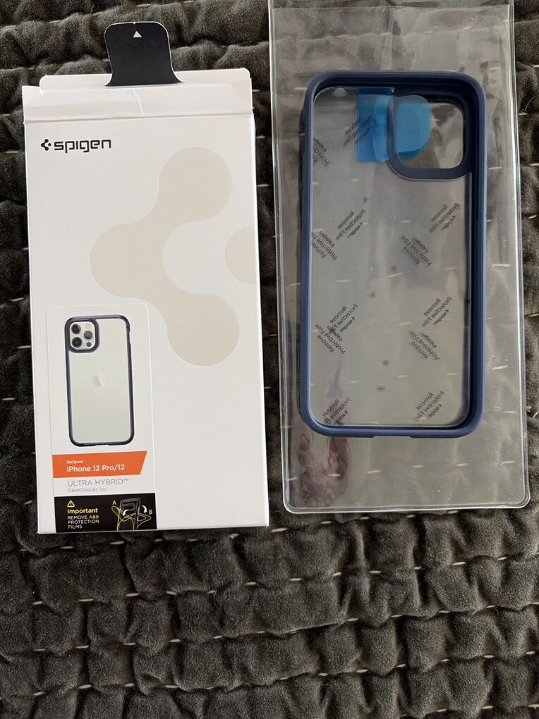 Spigen Clear Case