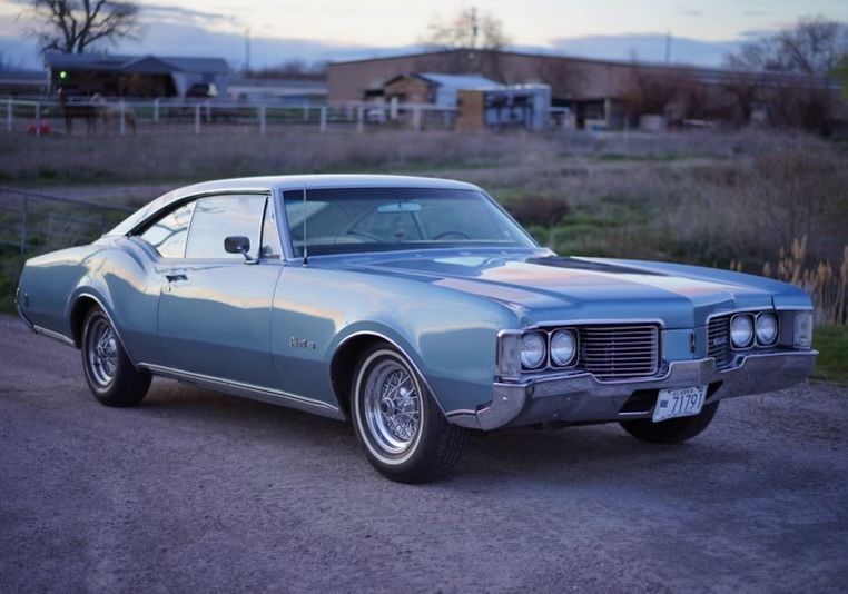 1968 Oldsmobile Delta LS