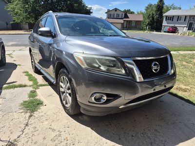 2016 Nissan Pathfinder SV
