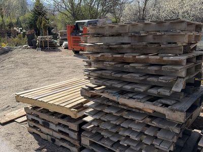 Free Wood Pallets