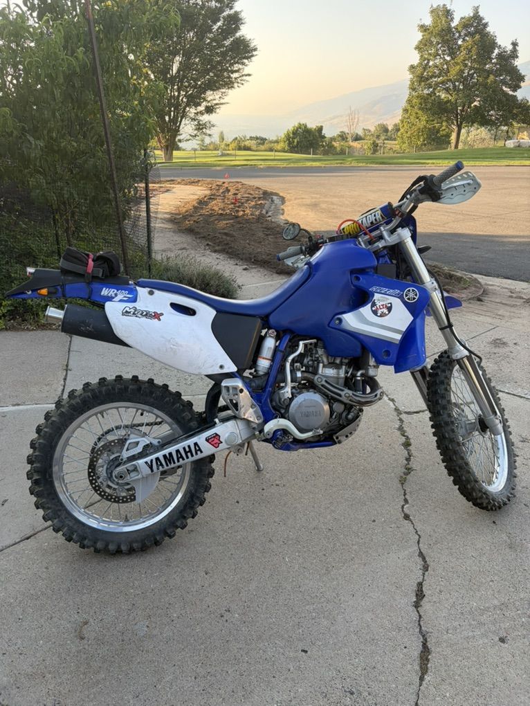 Yamaha WR400F