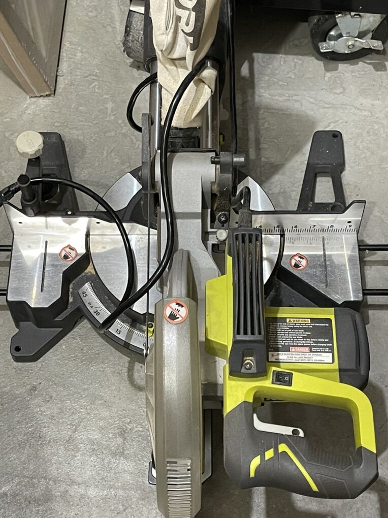 RYOBI SAW