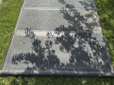 Truck bed cover