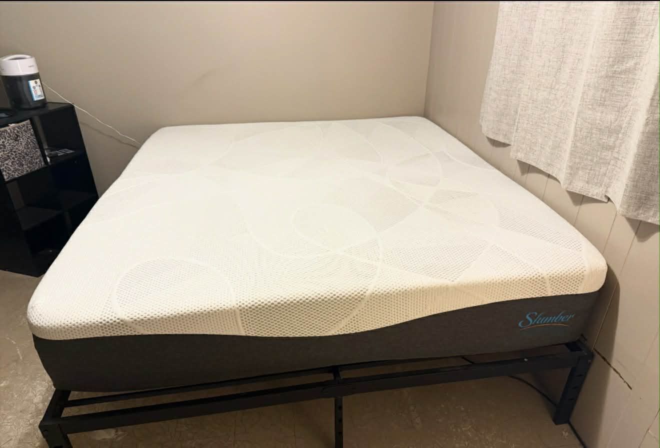 Cali King mattress And Box Springs