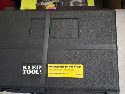 Klein Tools 53732SEN Knockout Punch Set w/Wrench