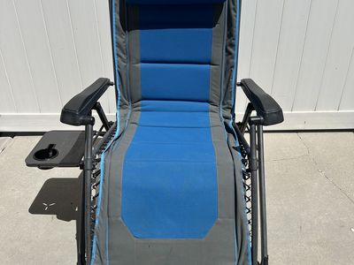 Timber Ridge zero Gravity Lounge Chair