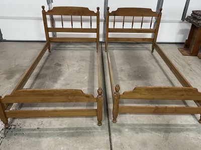Pair of Ethan Allen Wooden Twin Bed Frames with Headboards & Footboards