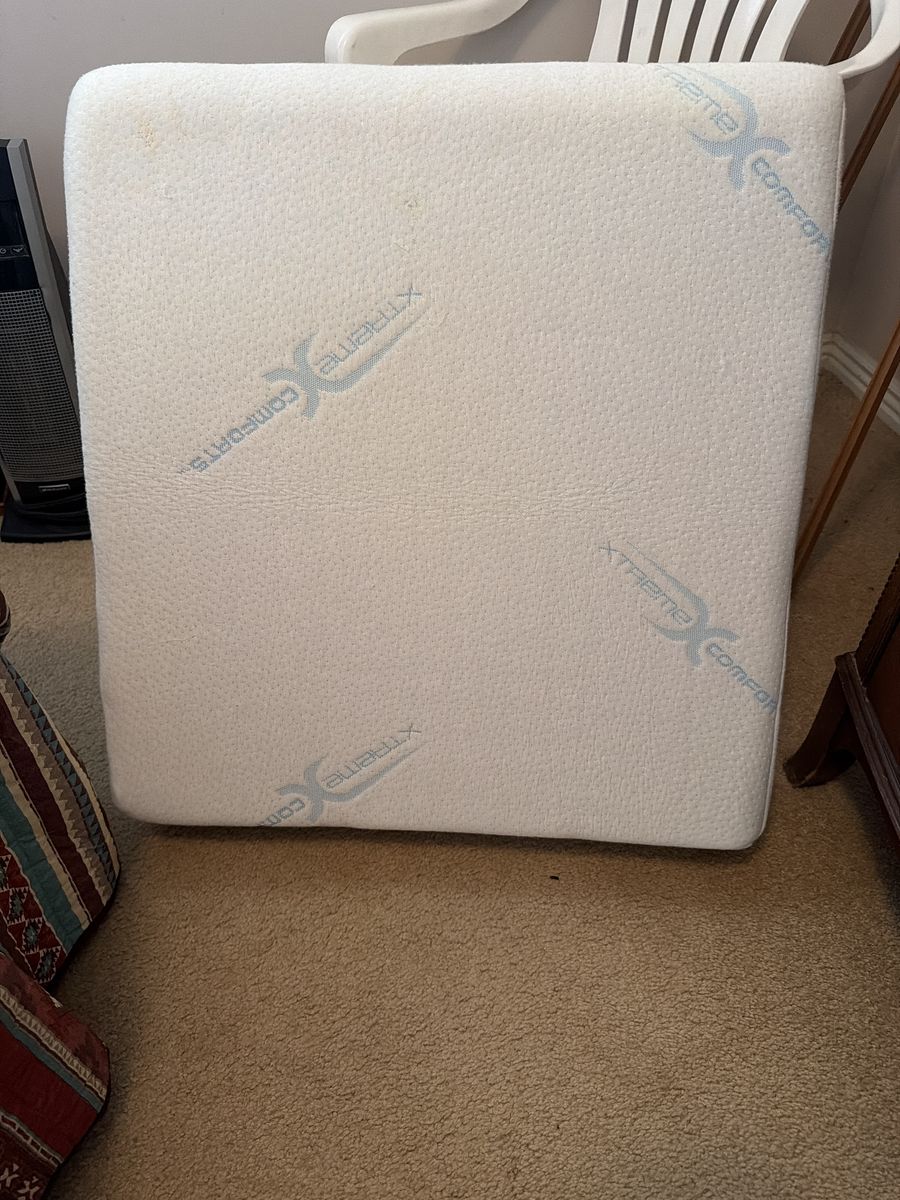 Bed cushion