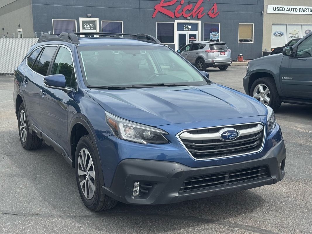 2022 Subaru Outback Premium