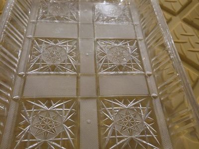 Vintage plasic Style Rectangular Serving Tray / Casserole Dish Holder