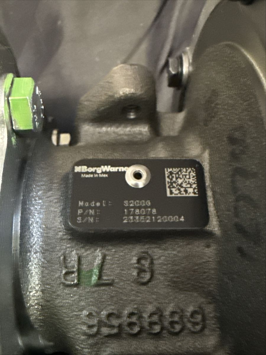 Main image 4
