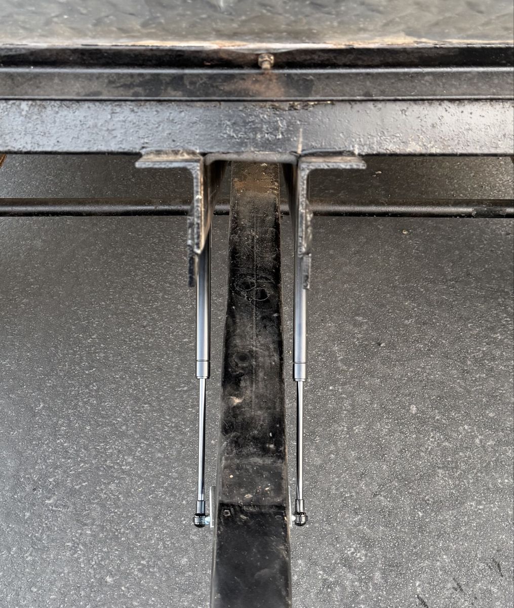 Main image 7