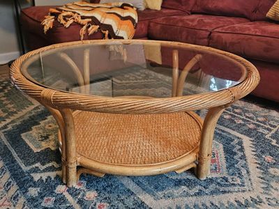 Round Rattan Table