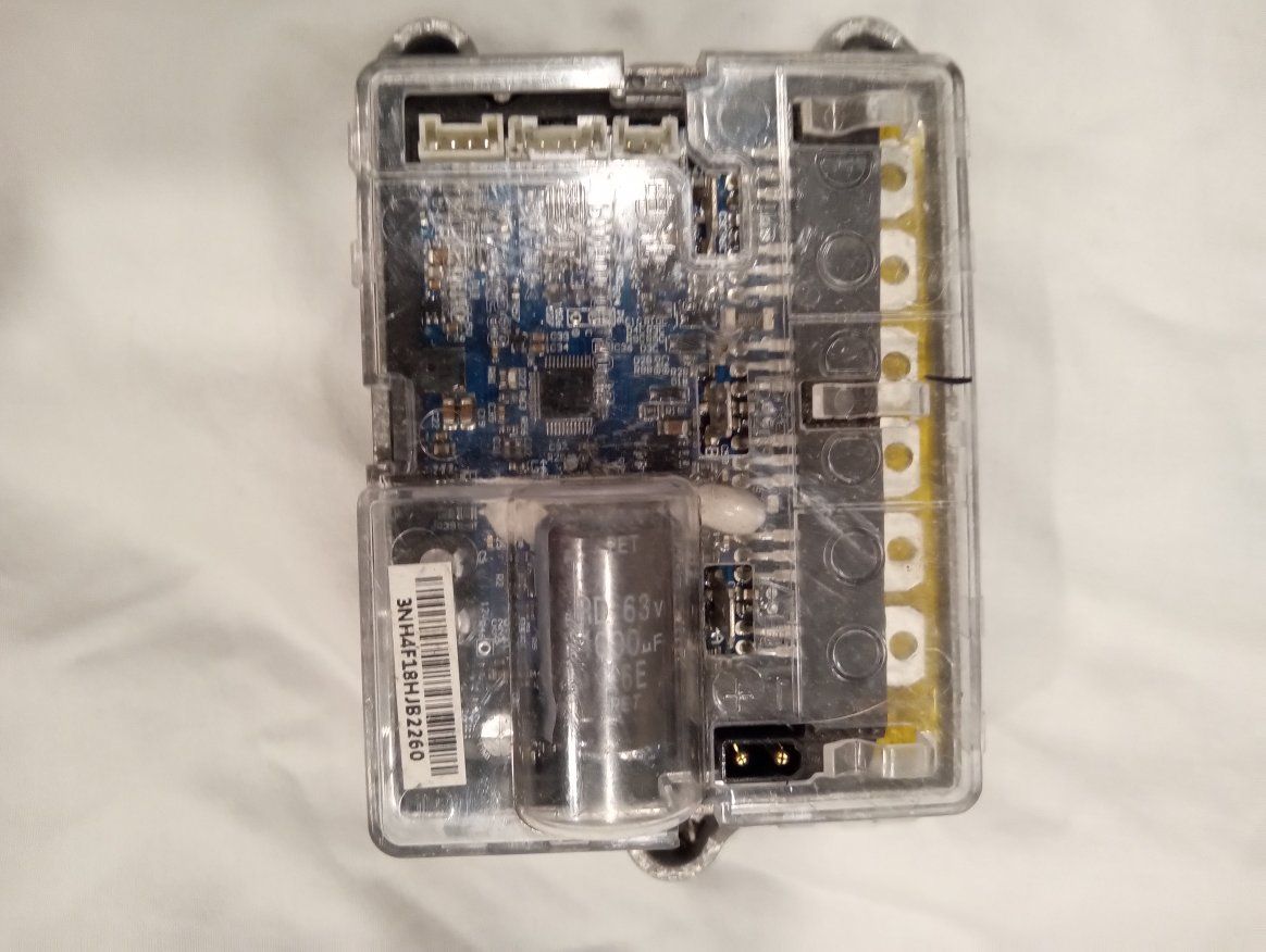 Main image 3