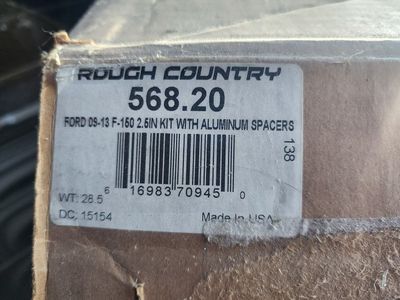 2.5" Rough Country Leveling Kit F-150