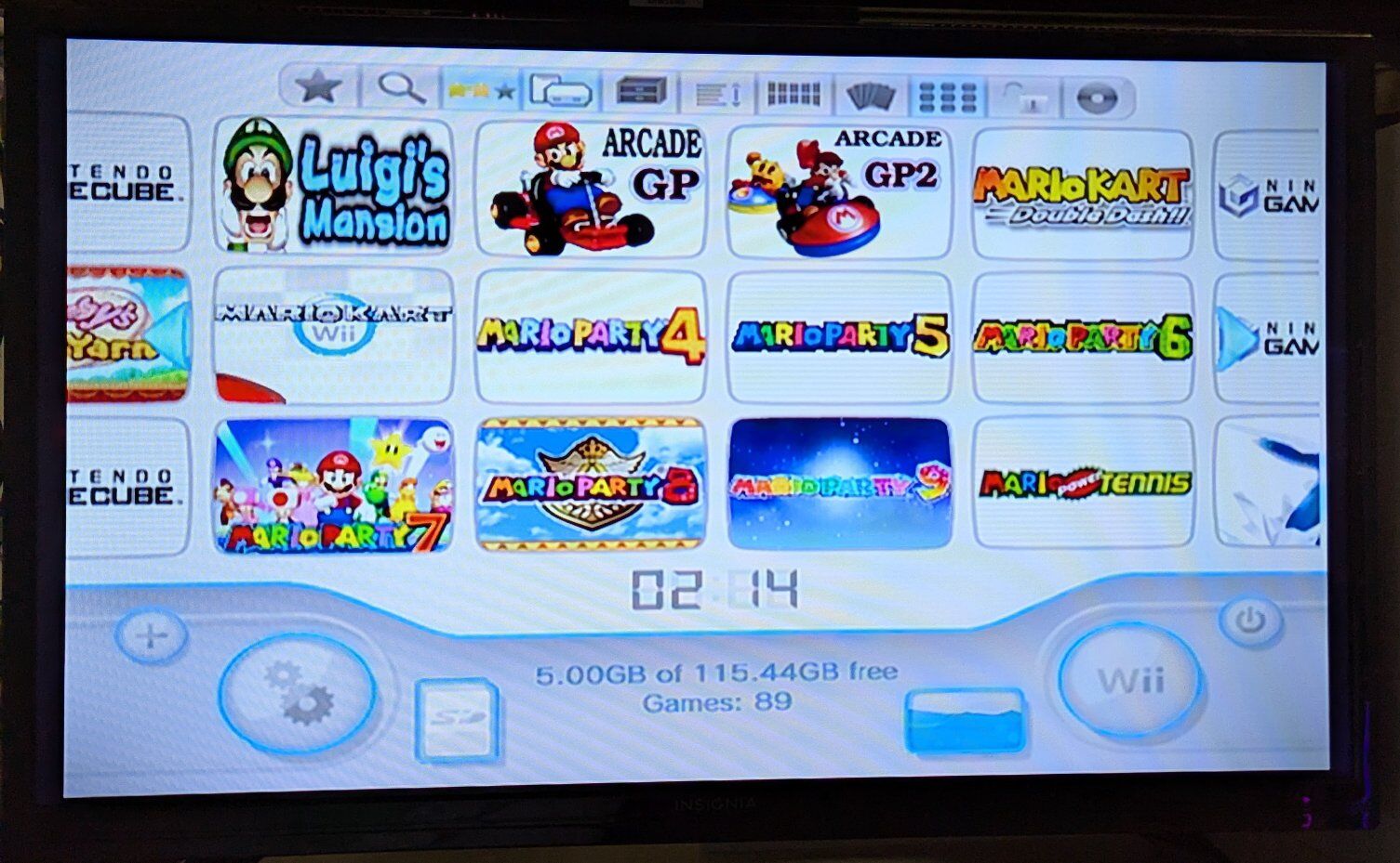 nintendo wii with 88 games plus emulators
