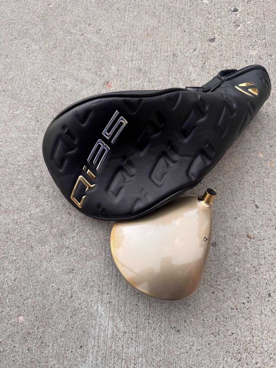 TaylorMade Qi35 Driver designer series with Matching Headcover