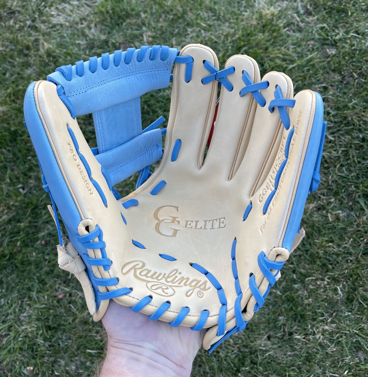 New Rawlings Gold Glove Elite Youth 11.5 in. Baseball Glove