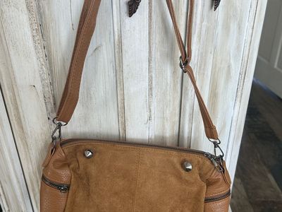 NEW: Nice, rich faux suede purse w/nice nail heads.