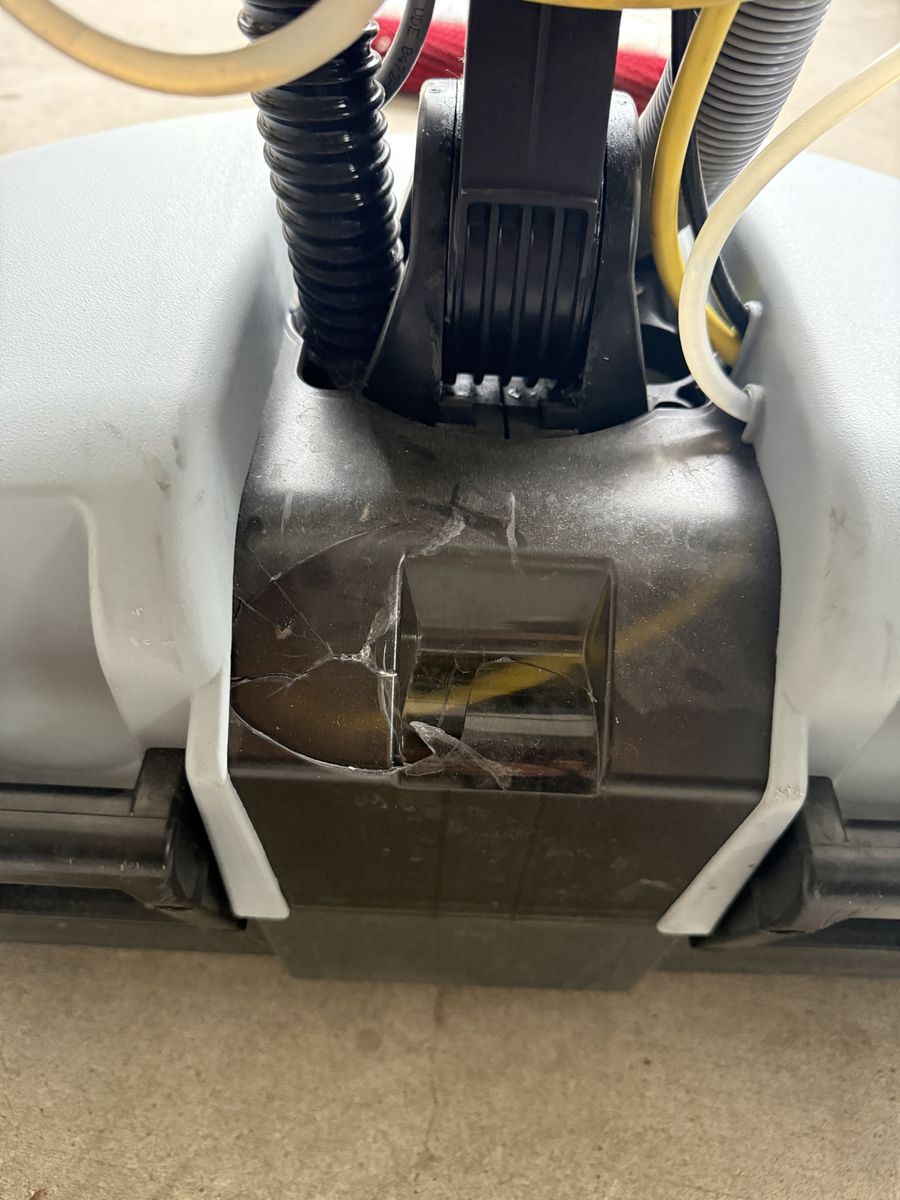 Main image 4