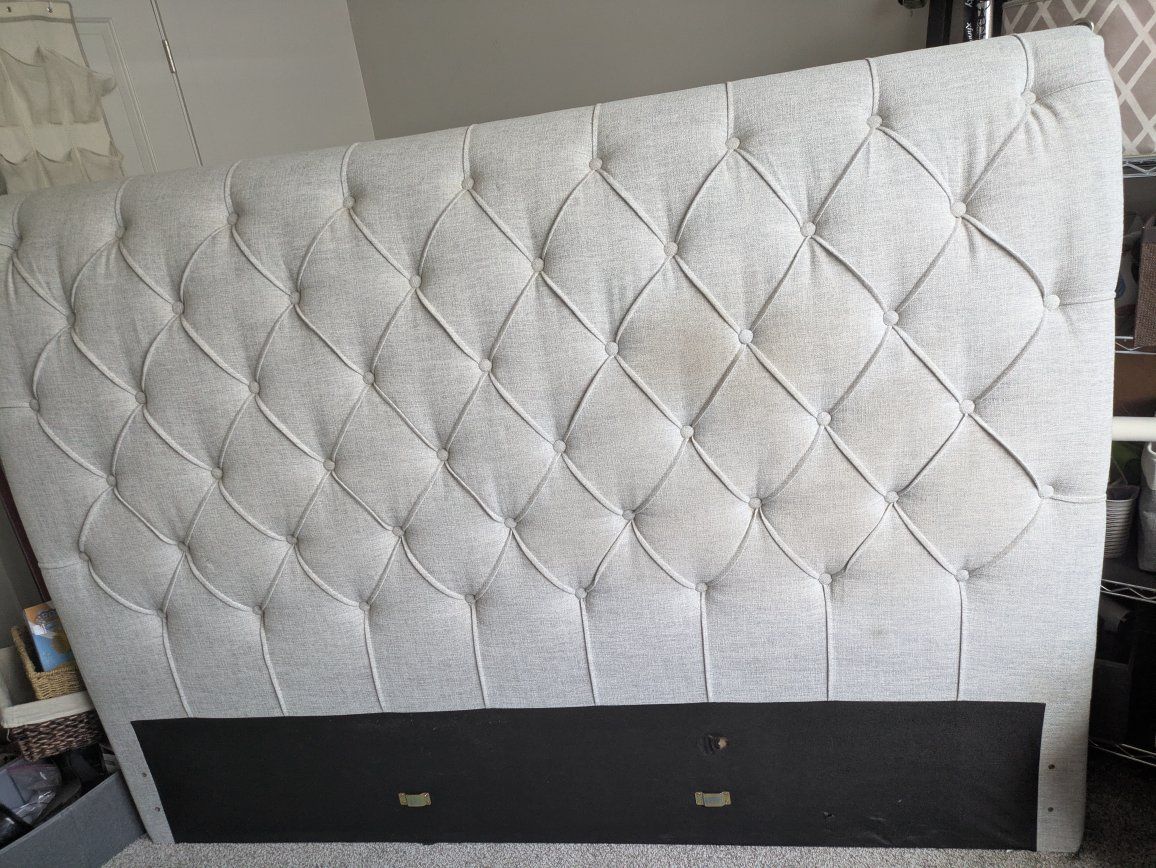 Tufted Fabric King Size Headboard - Light Gray Upholstered Bed Frame
3 yrs old from RC Willey.