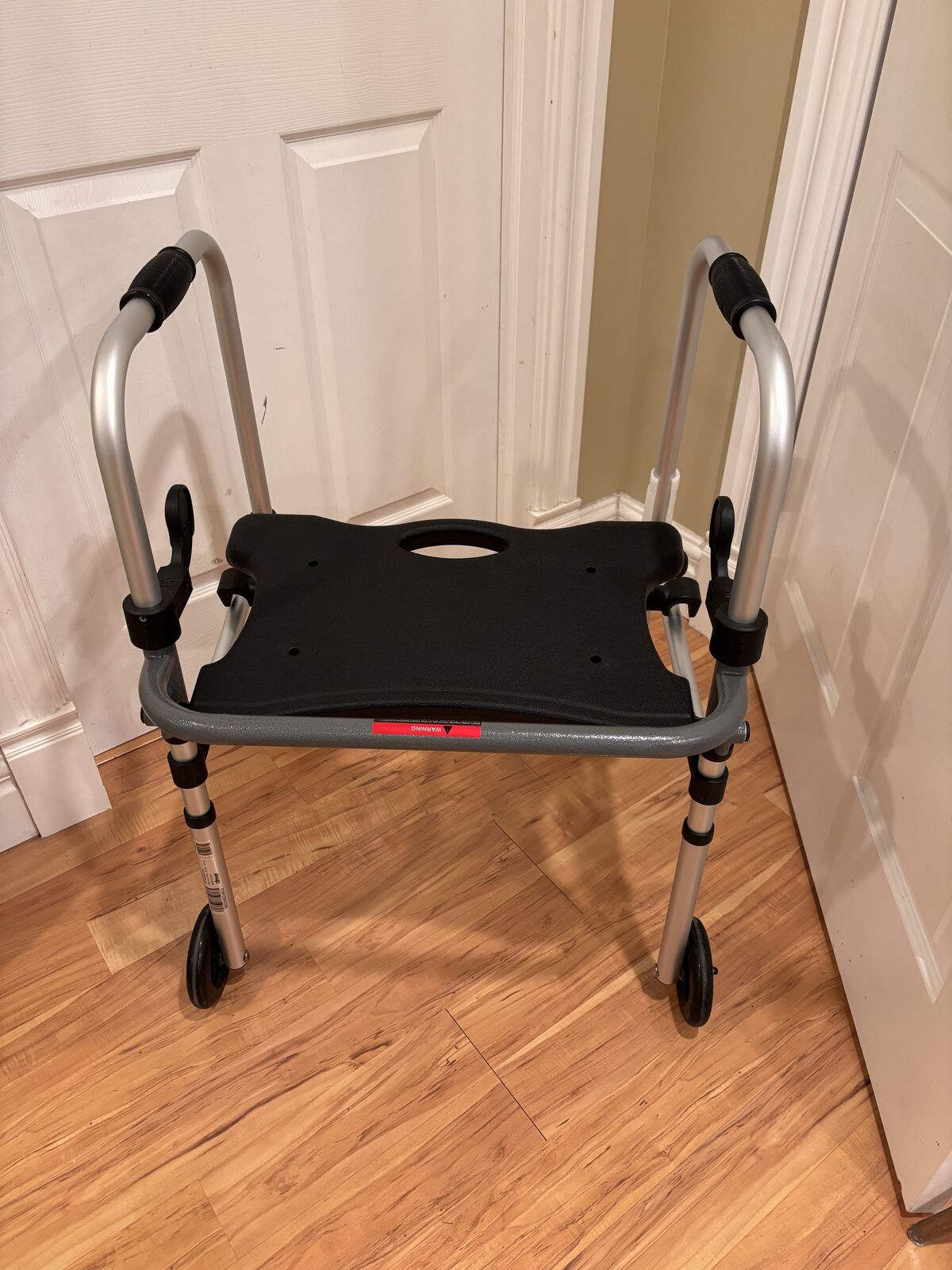 New Walker Folds Up