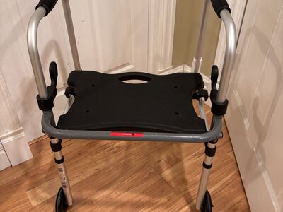 New Walker Folds Up