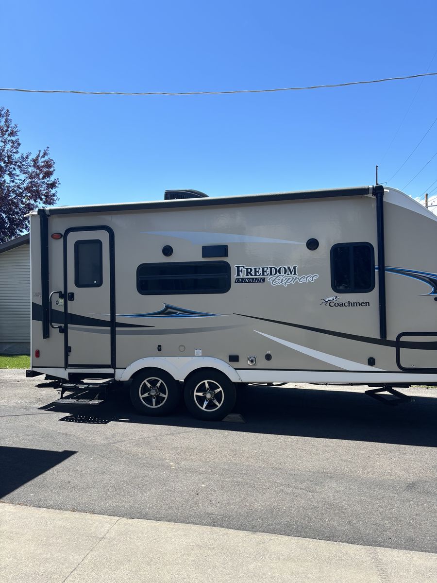 Super clean RV Trailer