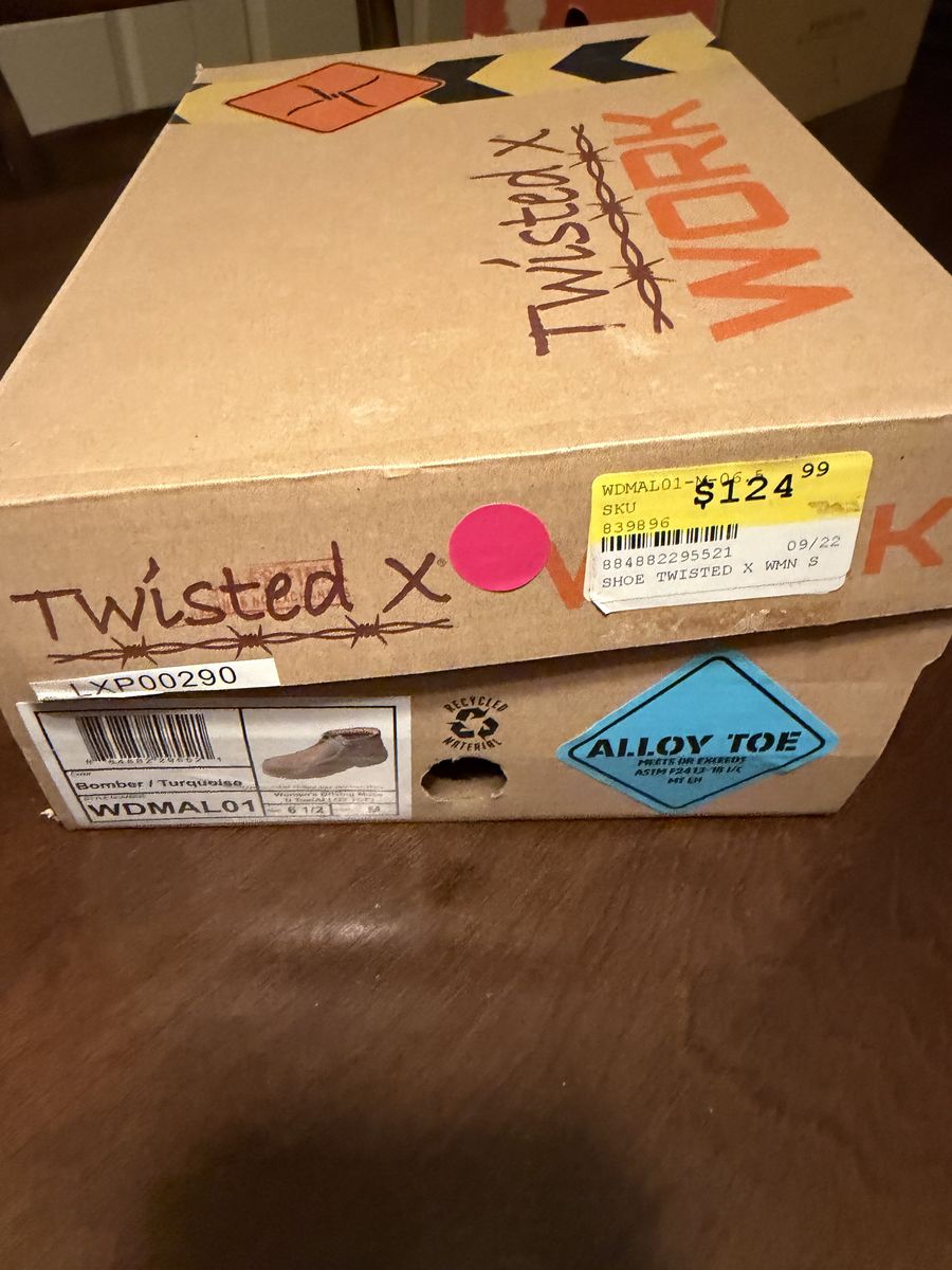 Twisted x women’s steel toe