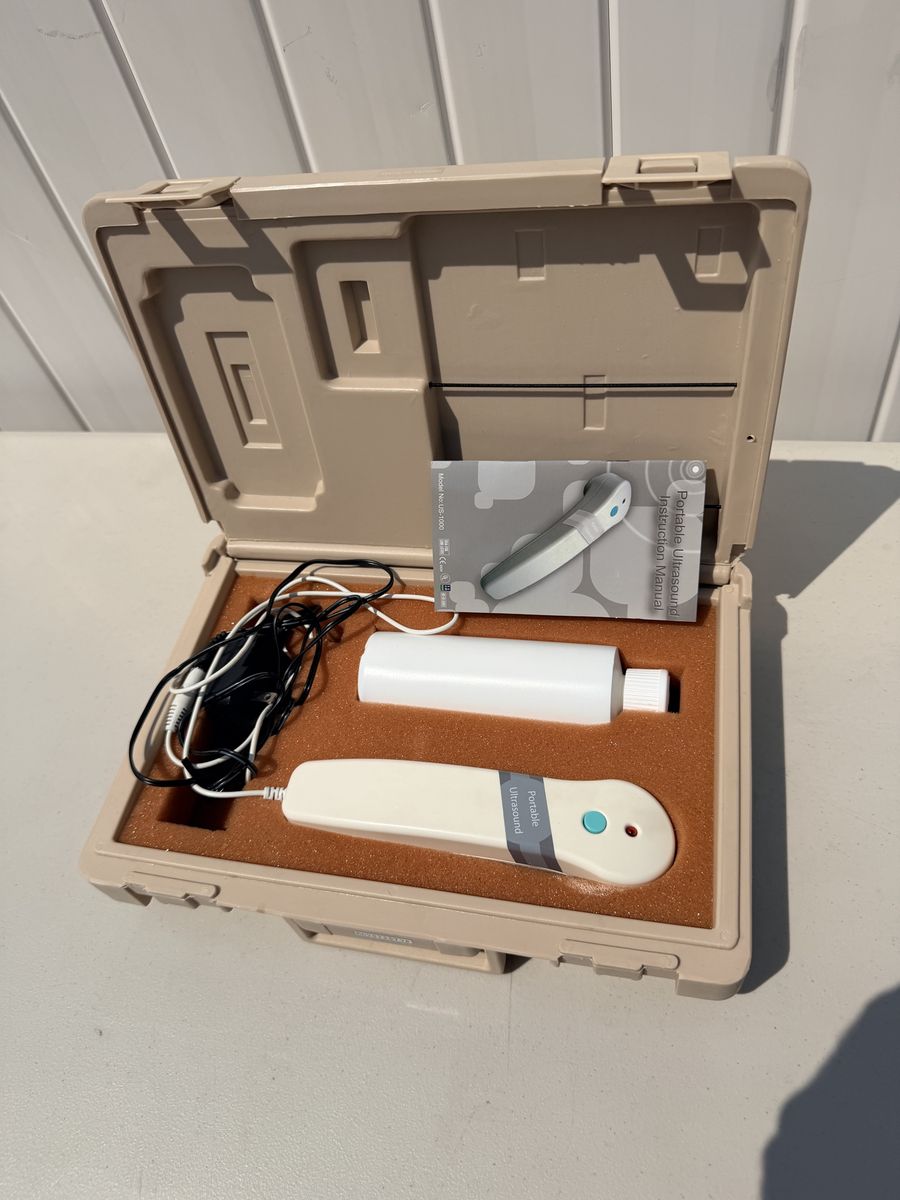 Portable Ultrasound with Carrying Case and Adapter