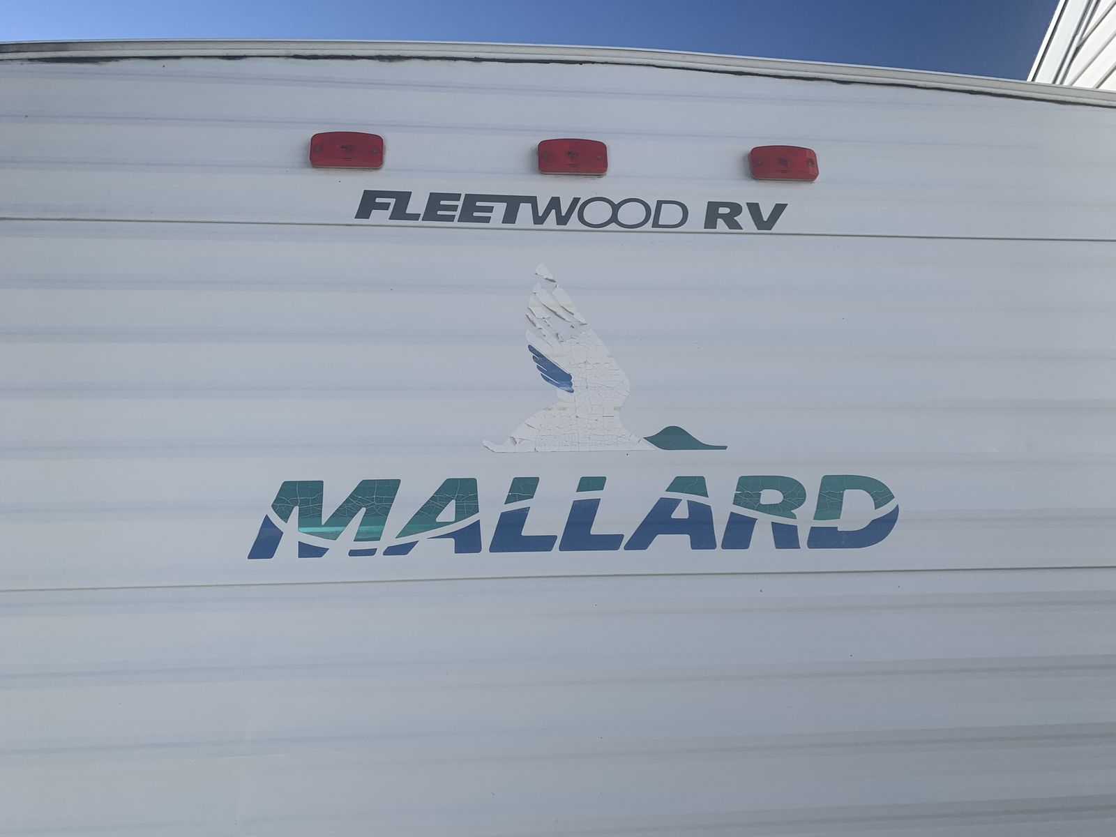 Malard 25.5' fifth wheel for sale