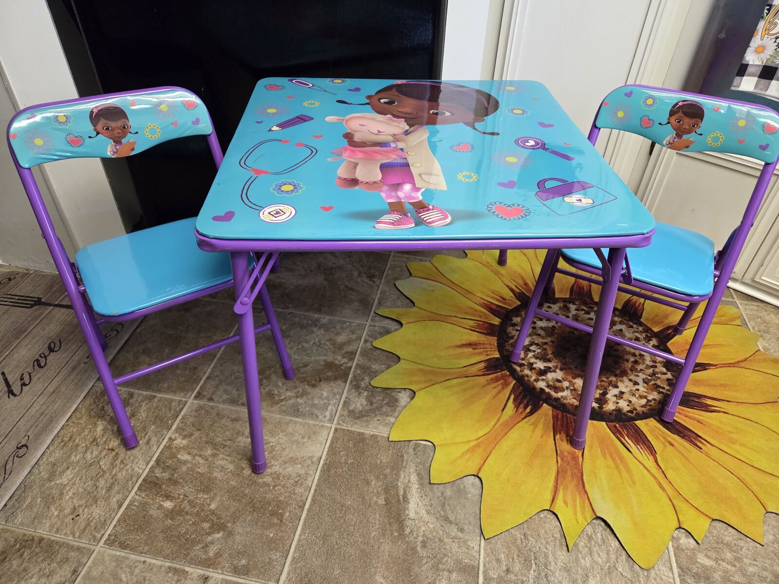 Disney Doc McStuffins Activity Table Set