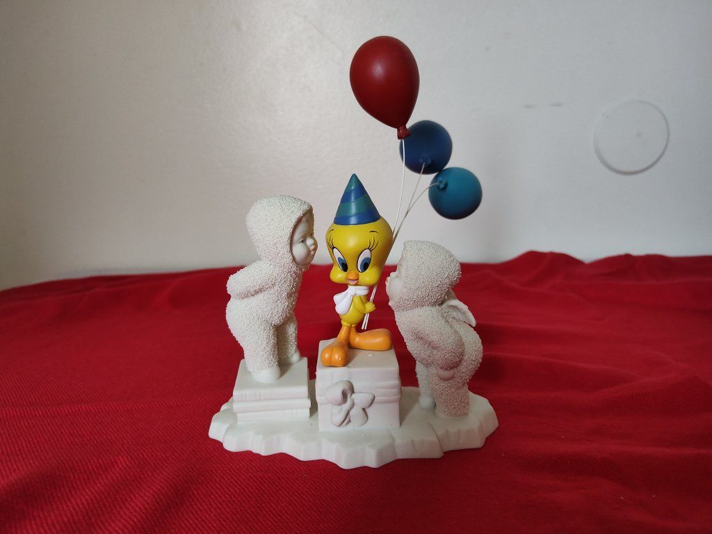 Main image 12