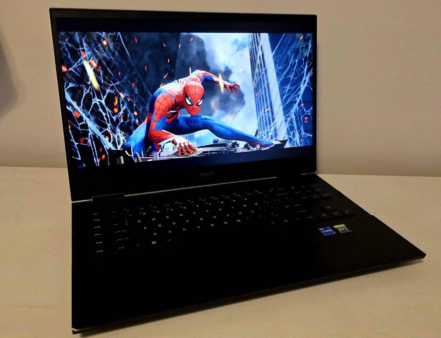 HP OMEN 17.3" Gaming Laptop | RTX 3070 | i7-11800H | 32GB RAM | 1.5TB SSD + Cooling Pad