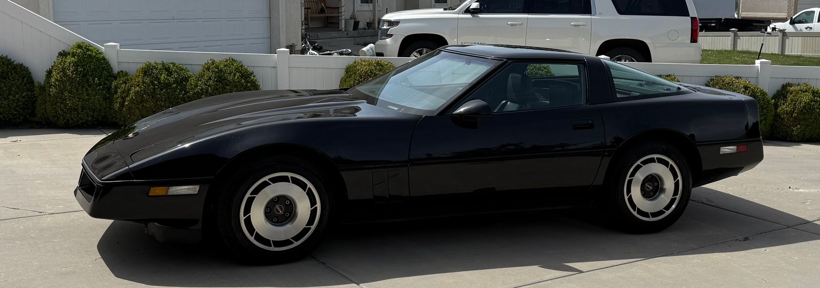 1985 CHEVROLET CORVETTE Base