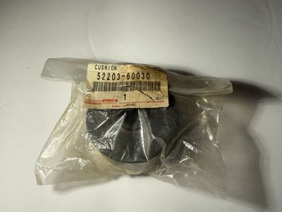 OEM Toyota Land Cruiser Cab Mount Cushion No. 2 Upper (52203-60030)