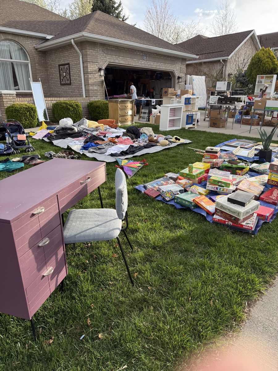 Moving Sale 2037 Village Point Way Sandy