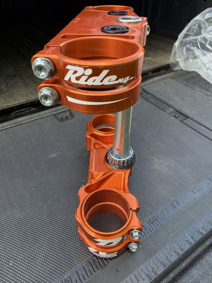 Ride Engineering 23.5mm Split Triple Clamp Set – KTM / Husqvarna / GasGas (2023–2026)
