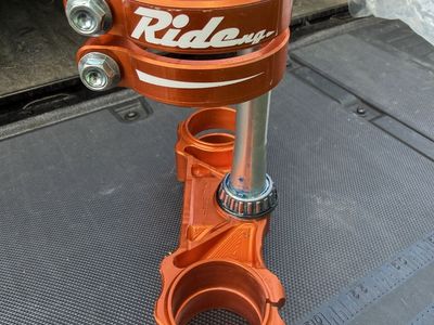 Ride Engineering 23.5mm Split Triple Clamp Set – KTM / Husqvarna / GasGas (2023–2026)