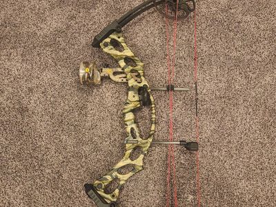 Hoyt Kobalt Cameron Hanes Bow