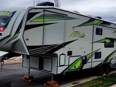 2021 ATTITUDE ECLIPSE TOYHAULER 2814SS
