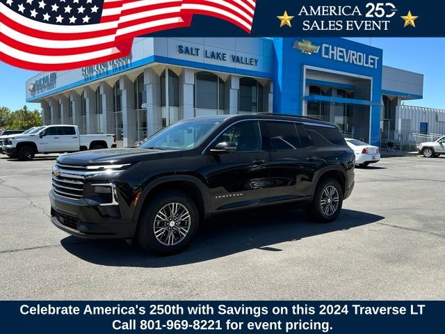 2024 Chevrolet Traverse LT