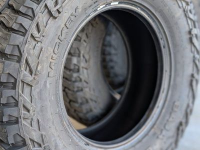 Mickey Thompson 33x12.5R17